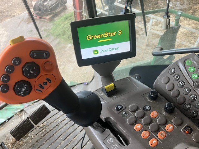 John Deere 9900 - Forage harvester: picture 3 John Deere 9900 - Forage harvester: picture 3