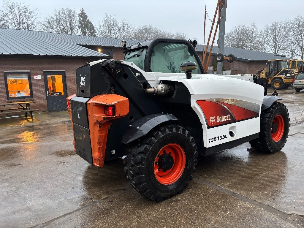 Bobcat T 35.105 L - Telescopic handler: picture 3 Bobcat T 35.105 L - Telescopic handler: picture 3