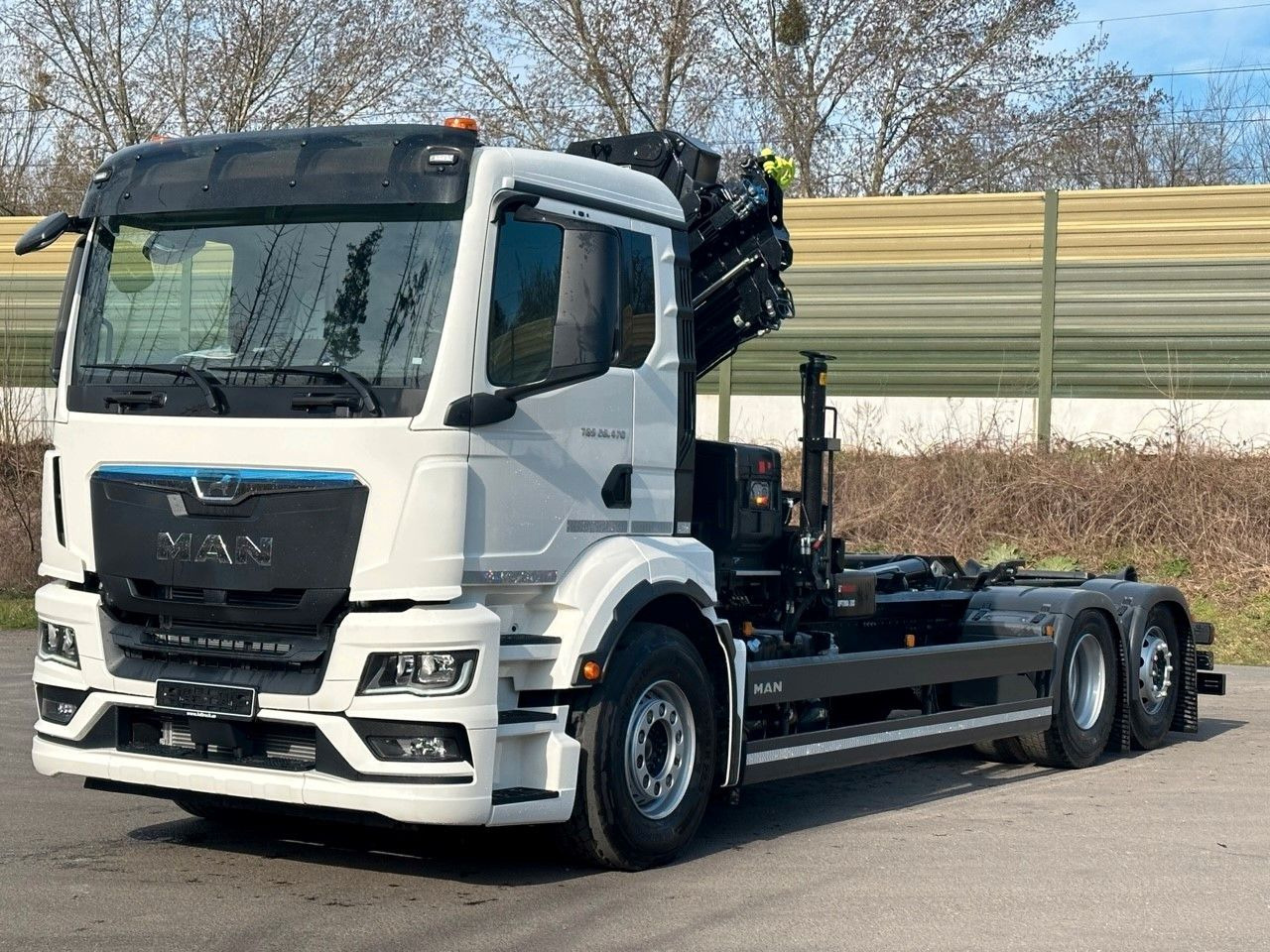 Hook lift truck, Crane truck MAN TGS 26.470 6x2 Abrollkipper + Kran Hiab 228-4: picture 8