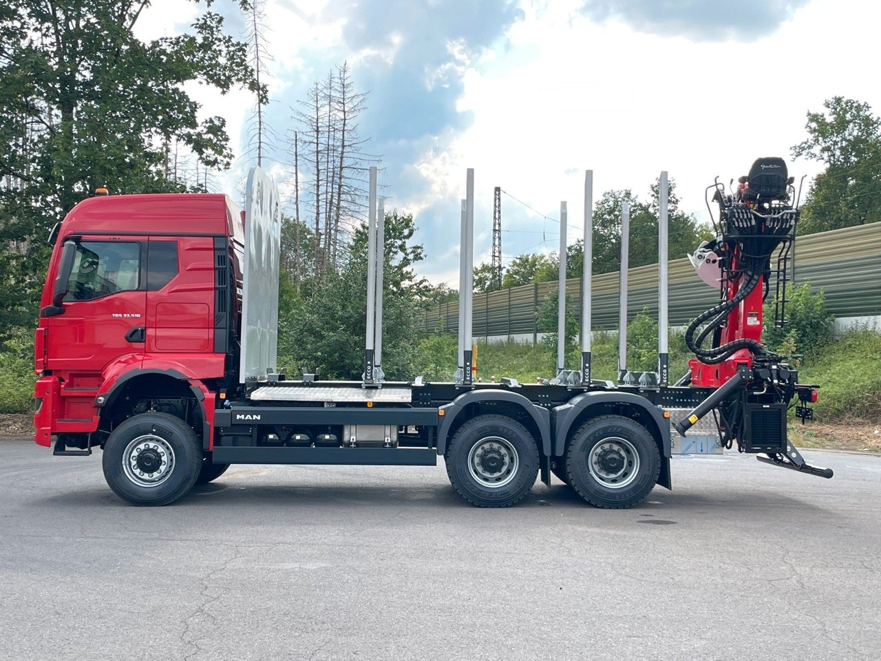 MAN TGS 33.520 6X6 Euro6e Radstand 3900mm EPSILON - Timber truck, Crane truck: picture 4 MAN TGS 33.520 6X6 Euro6e Radstand 3900mm EPSILON - Timber truck, Crane truck: picture 4