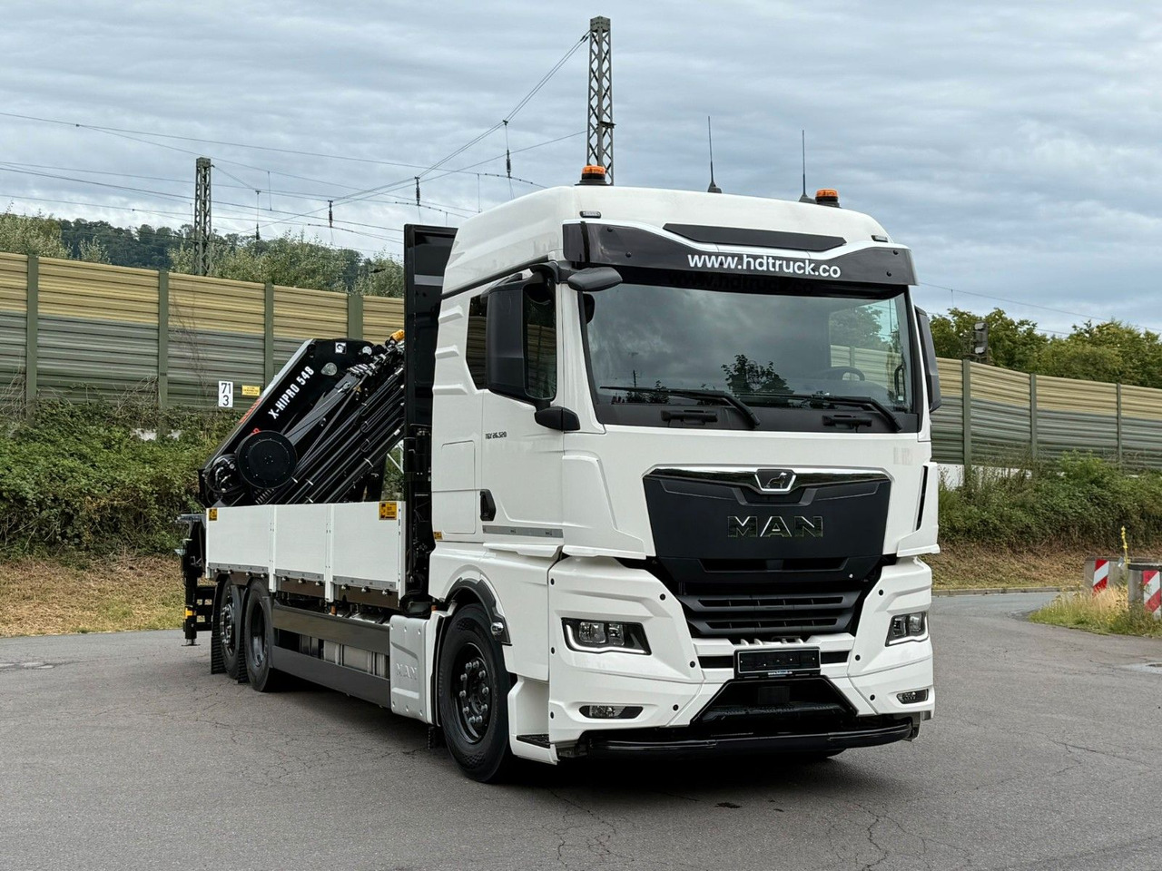 Crane truck MAN TGX 26.520 TG3 Retarder / 6X2 Hiab 548 E 8: picture 12