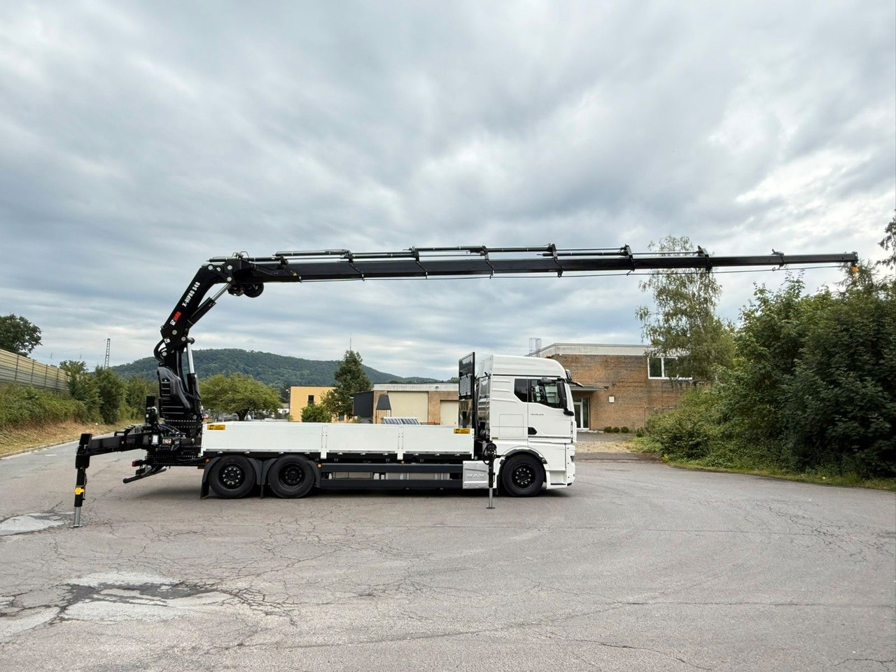 Crane truck MAN TGX 26.520 TG3 Retarder / 6X2 Hiab 548 E 8: picture 16