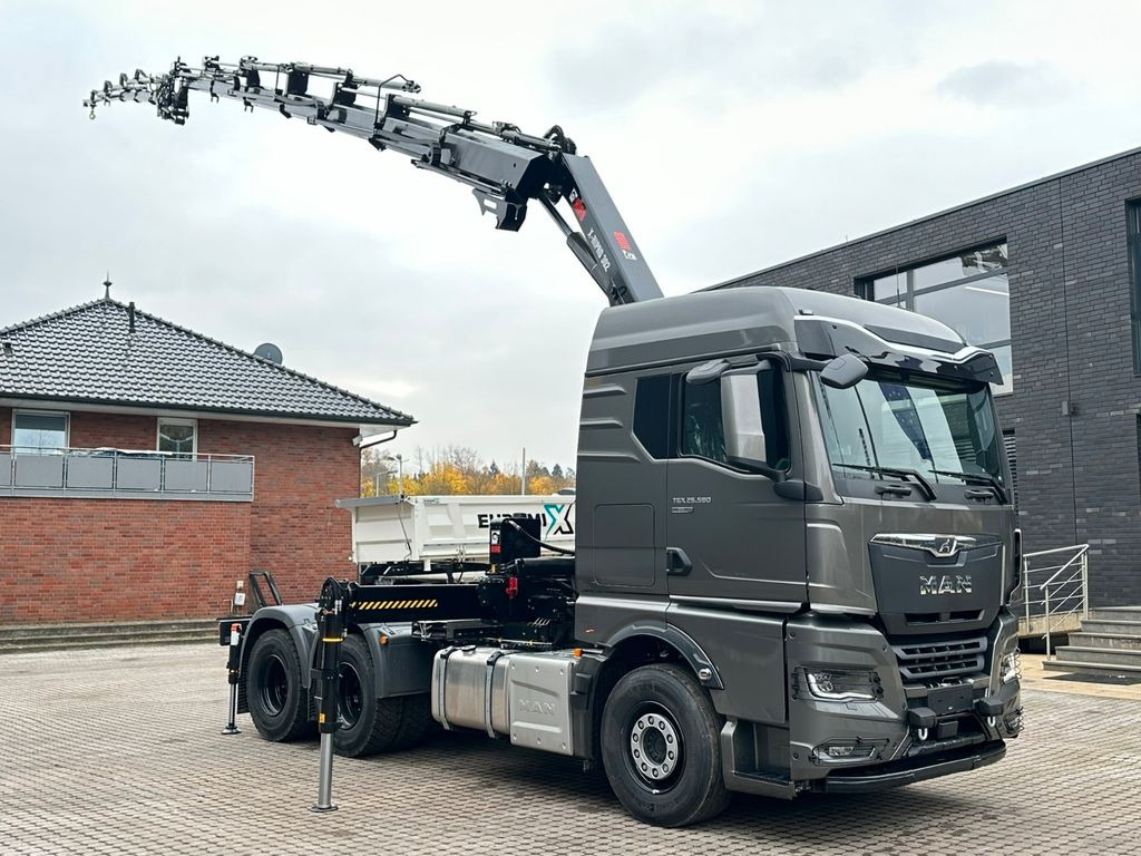 MAN TGX 26.580 6x4 Kran Hiab 302-6 + Jib-4 - Tractor unit: picture 5 MAN TGX 26.580 6x4 Kran Hiab 302-6 + Jib-4 - Tractor unit: picture 5