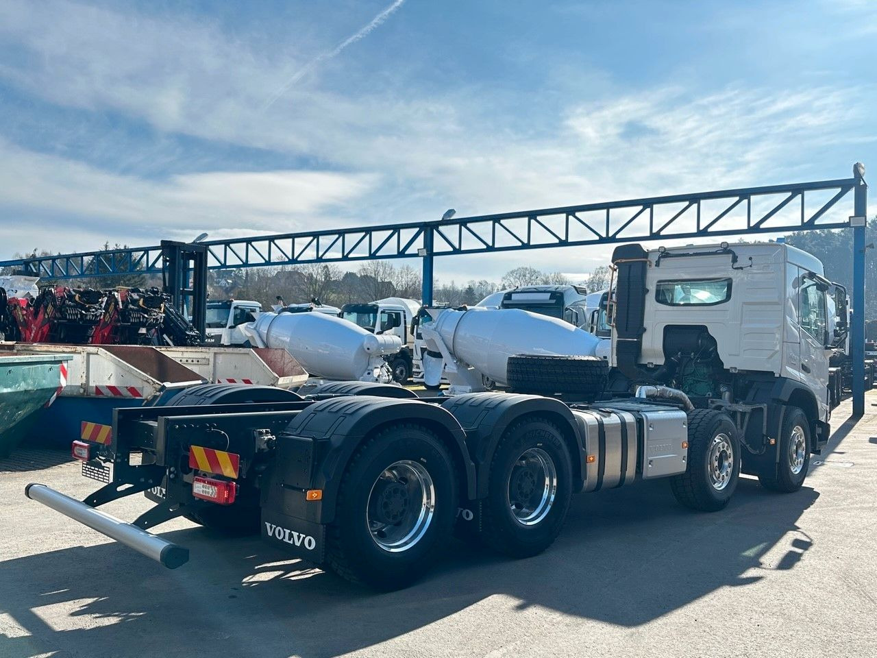Volvo FMX 500 8x4 - Cab chassis truck: picture 3 Volvo FMX 500 8x4 - Cab chassis truck: picture 3