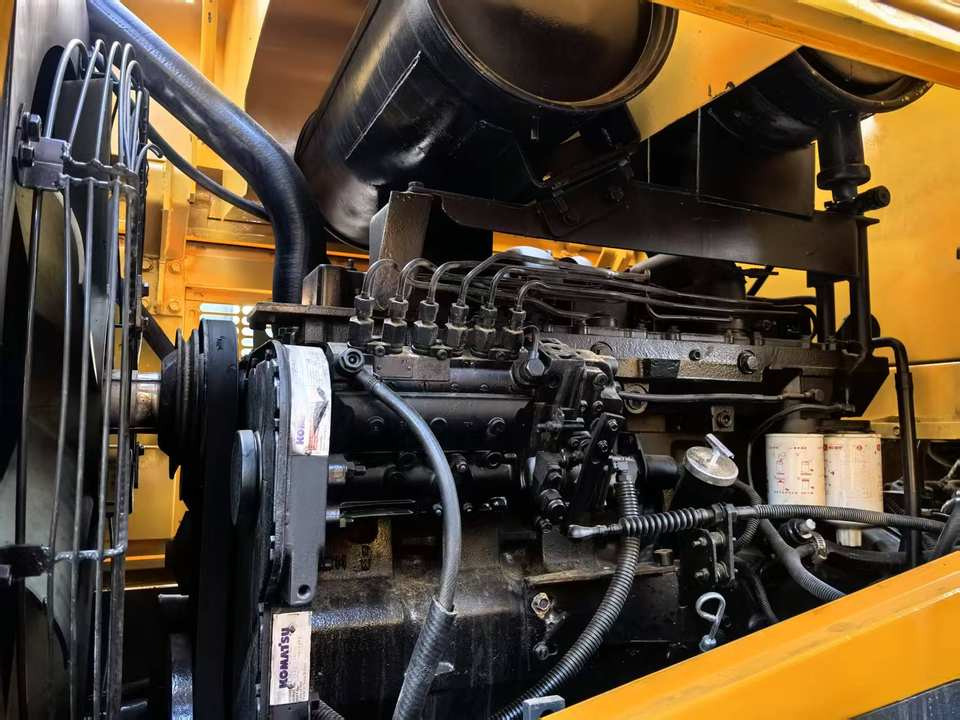 Japan Komatsu WA380-3 WA380-6 WA400-1 WA400-3 WA320-6 WA430-5 Mining Wheel Loader, Used Komatsu WA380 Mini Front End Loader - Wheel loader: picture 5 Japan Komatsu WA380-3 WA380-6 WA400-1 WA400-3 WA320-6 WA430-5 Mining Wheel Loader, Used Komatsu WA380 Mini Front End Loader - Wheel loader: picture 5