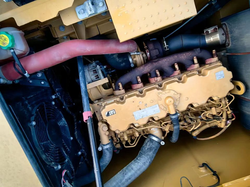 Original Good Condition USED Cat 320 20 Ton Excavator Crawler Excavator for Caterpillar - Crawler excavator: picture 3 Original Good Condition USED Cat 320 20 Ton Excavator Crawler Excavator for Caterpillar - Crawler excavator: picture 3