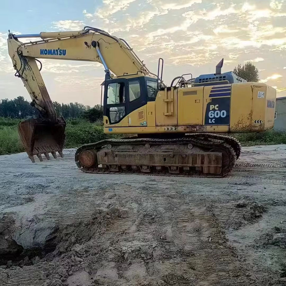 Original Good Condition USED Excavator PC600LC-8 60 Ton Excavator Crawler Excavator for Komatsu on Sale - Crawler excavator: picture 1 Original Good Condition USED Excavator PC600LC-8 60 Ton Excavator Crawler Excavator for Komatsu on Sale - Crawler excavator: picture 1