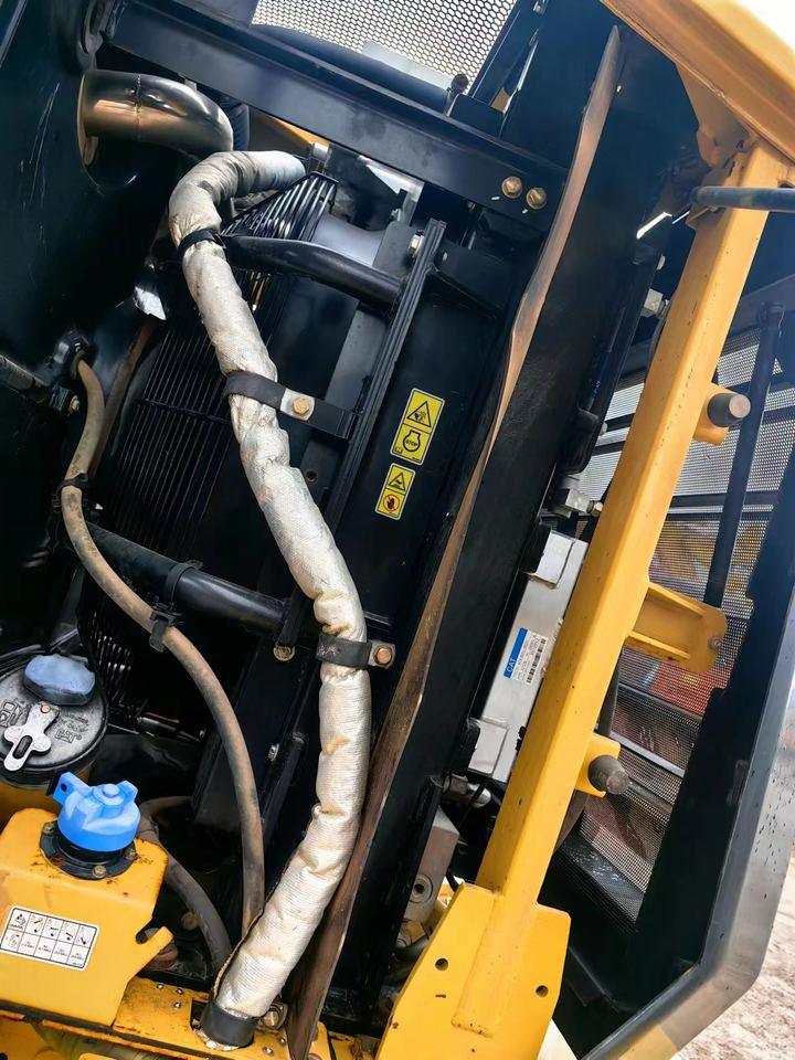 Second Hand Caterpillar CAT 950GC 5 Ton Wheel Loader USED CAT 950 Wheel Loaders in Low Price for Hot Sale - Wheel loader: picture 3 Second Hand Caterpillar CAT 950GC 5 Ton Wheel Loader USED CAT 950 Wheel Loaders in Low Price for Hot Sale - Wheel loader: picture 3