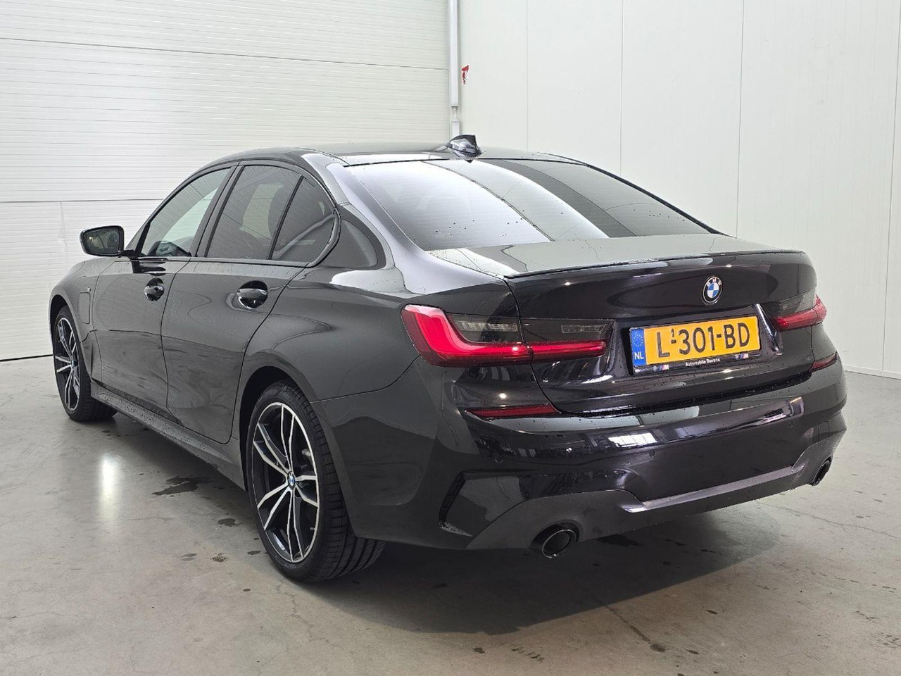 BMW 3-serie 330e High Executive | 2020 | 86.776 km | Automaat | L301BD | NAP: Geen oordeel - Sedan: picture 3 BMW 3-serie 330e High Executive | 2020 | 86.776 km | Automaat | L301BD | NAP: Geen oordeel - Sedan: picture 3