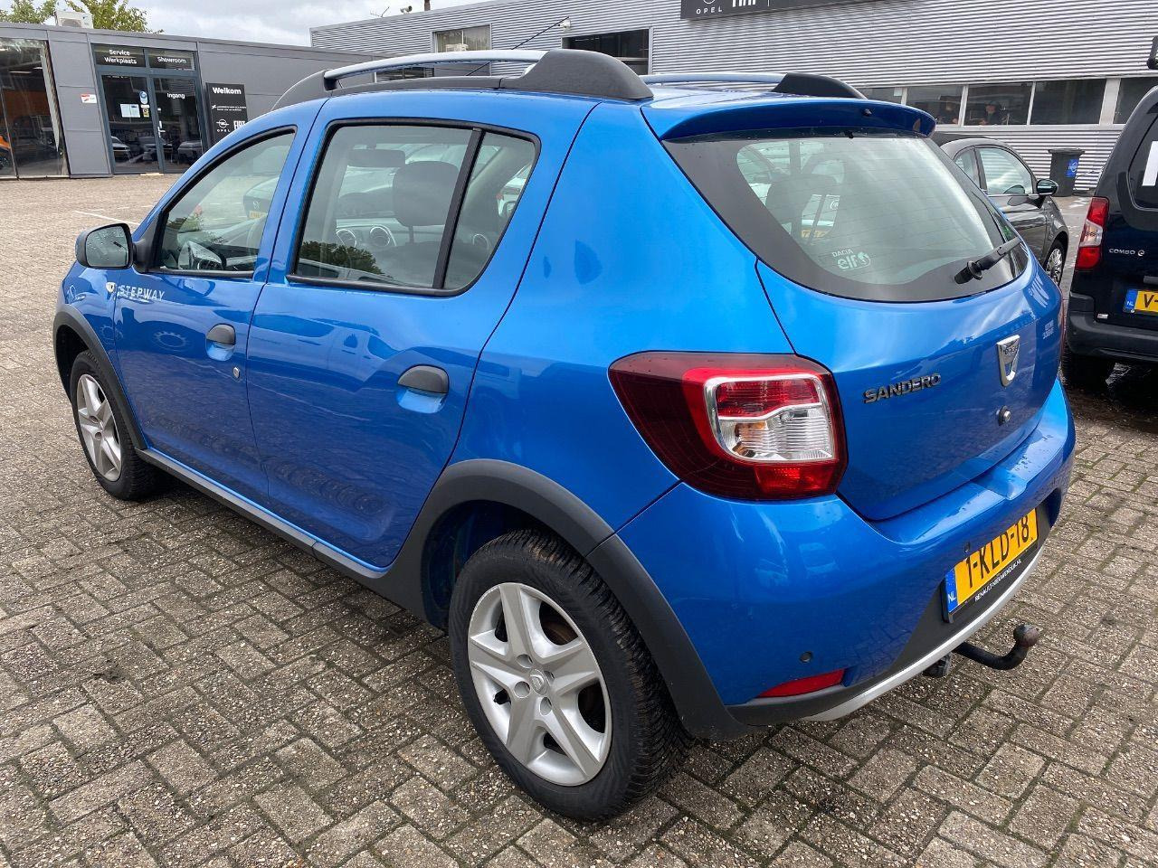 Dacia Sandero 0.9 TCe Stepway Lauréate | 2013 | 116.155 km | 1KLD18 | NAP: Logisch - Hatchback: picture 3 Dacia Sandero 0.9 TCe Stepway Lauréate | 2013 | 116.155 km | 1KLD18 | NAP: Logisch - Hatchback: picture 3