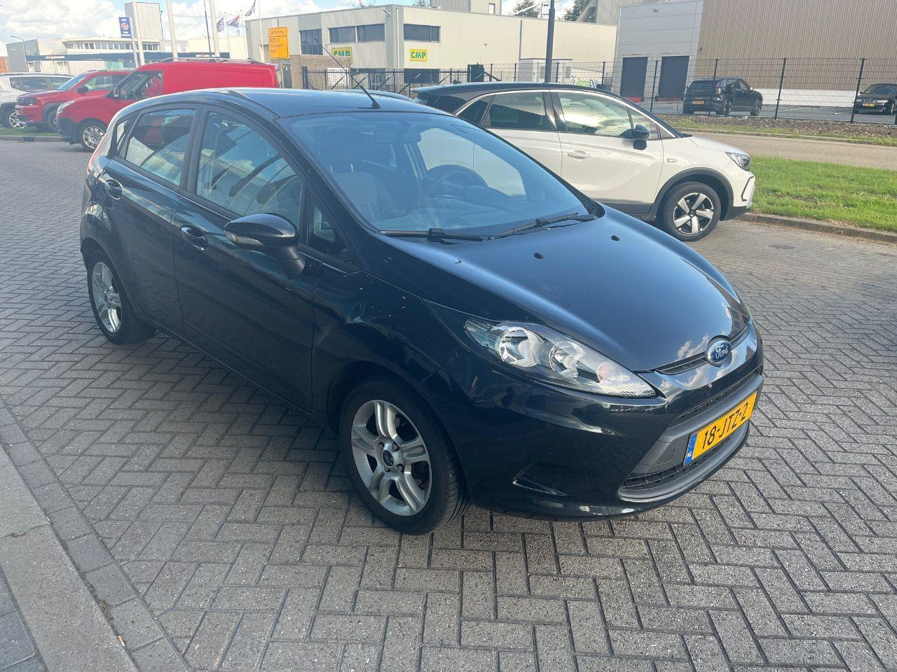 Ford Fiesta 1.25 Limited | 2009 | 39.897 km | 18JTZ2 | NAP: Logisch - Hatchback: picture 2 Ford Fiesta 1.25 Limited | 2009 | 39.897 km | 18JTZ2 | NAP: Logisch - Hatchback: picture 2