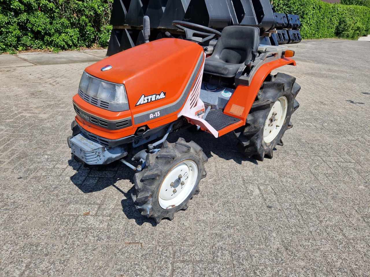 Kubota Aste A15 Minitractor - Farm tractor: picture 1 Kubota Aste A15 Minitractor - Farm tractor: picture 1