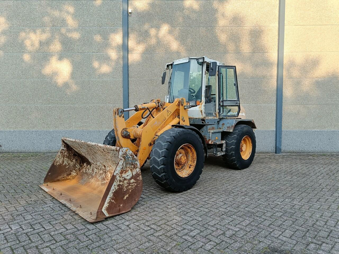 Liebherr L514 Shovel - Wheel loader: picture 1 Liebherr L514 Shovel - Wheel loader: picture 1