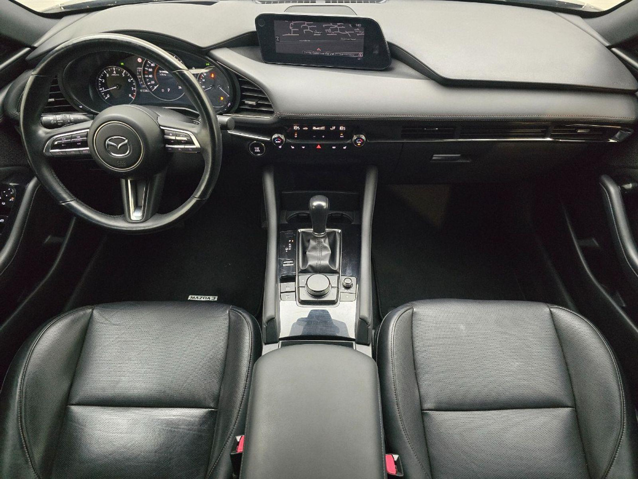 Mazda 3 2.0 e - SkyActiv - X M Hybrid 180 Luxury | 2020 | 61.020 km | Automaat | J698RL | NAP: Logisch - Hatchback: picture 5 Mazda 3 2.0 e - SkyActiv - X M Hybrid 180 Luxury | 2020 | 61.020 km | Automaat | J698RL | NAP: Logisch - Hatchback: picture 5