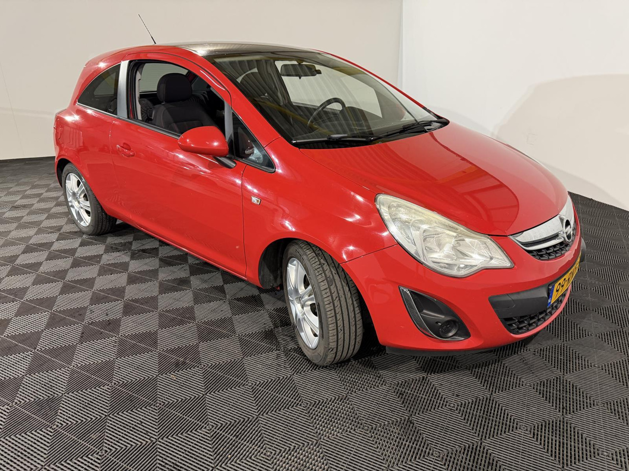 Hatchback Opel Corsa 1.2-16V Color Edition | 2011 | 205.202 km | 99-RNH-3: picture 14