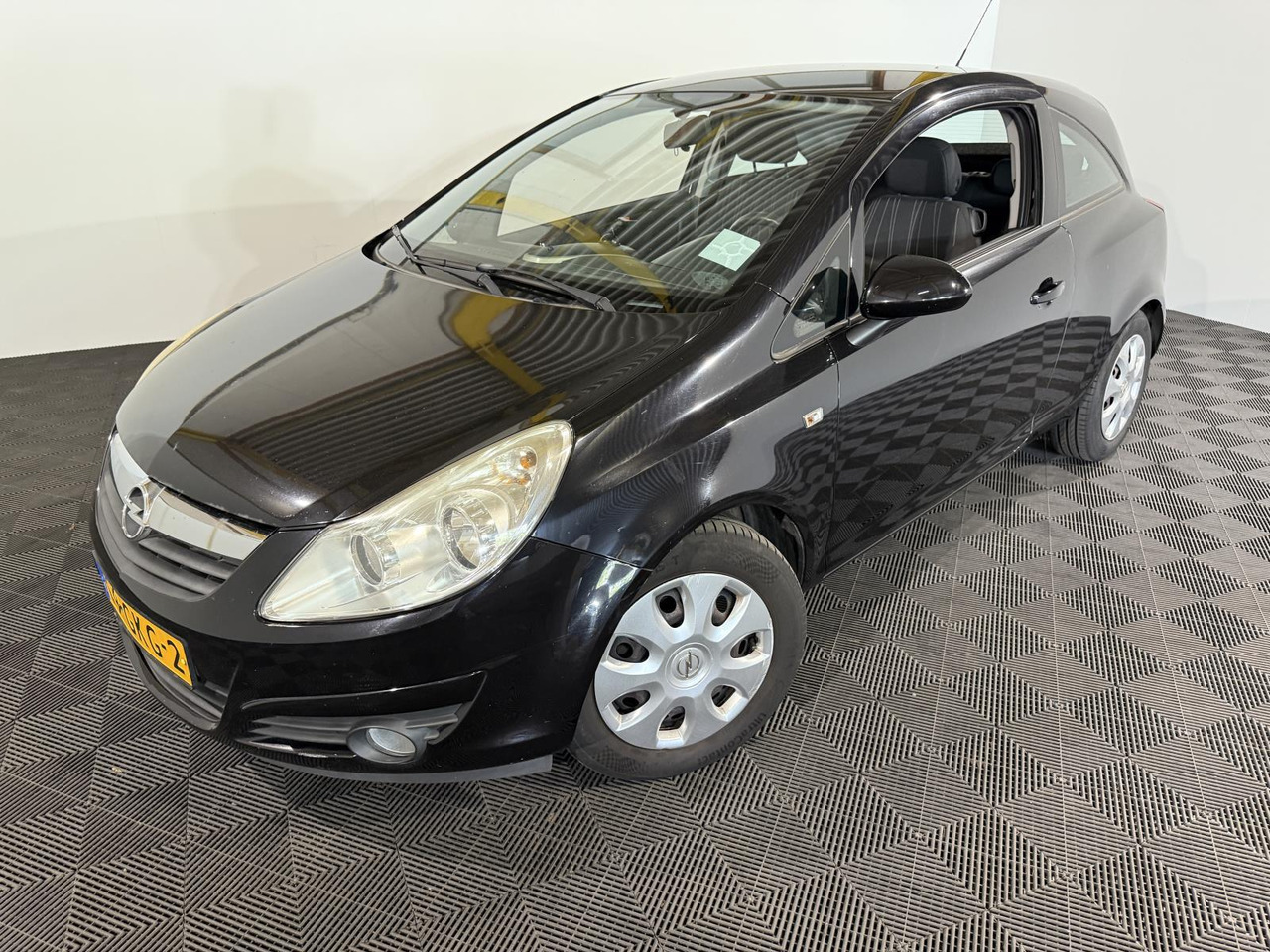 Opel Corsa 1.2-16V Enjoy | 2008 | 162.578 km | 69-GKG-2 - Hatchback: picture 1 Opel Corsa 1.2-16V Enjoy | 2008 | 162.578 km | 69-GKG-2 - Hatchback: picture 1