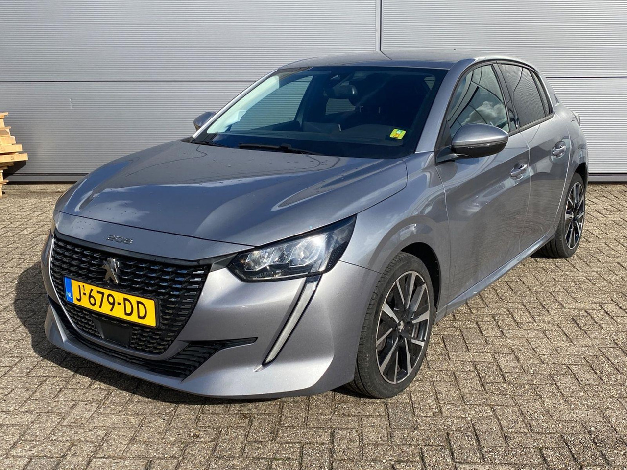 Peugeot 208 1.2 PureTech Allure | 2020 | 95.990 km | J679DD | NAP: Logisch - Hatchback: picture 1 Peugeot 208 1.2 PureTech Allure | 2020 | 95.990 km | J679DD | NAP: Logisch - Hatchback: picture 1