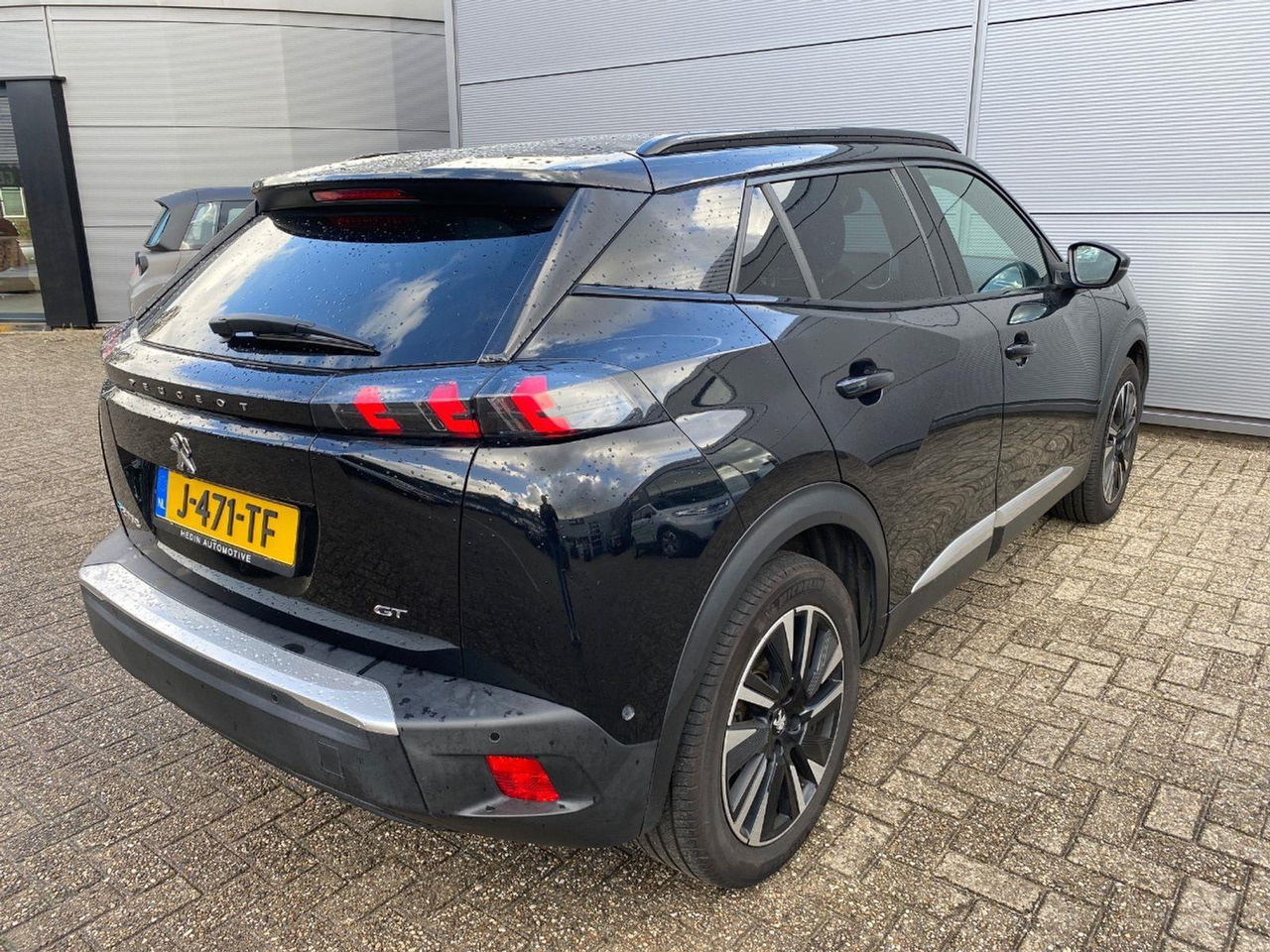 Peugeot e-2008 EV GT Première 1 fase 50 kWh | 2020 | 121.940 km | Automaat | J471TF | NAP: Logisch - SUV: picture 4 Peugeot e-2008 EV GT Première 1 fase 50 kWh | 2020 | 121.940 km | Automaat | J471TF | NAP: Logisch - SUV: picture 4