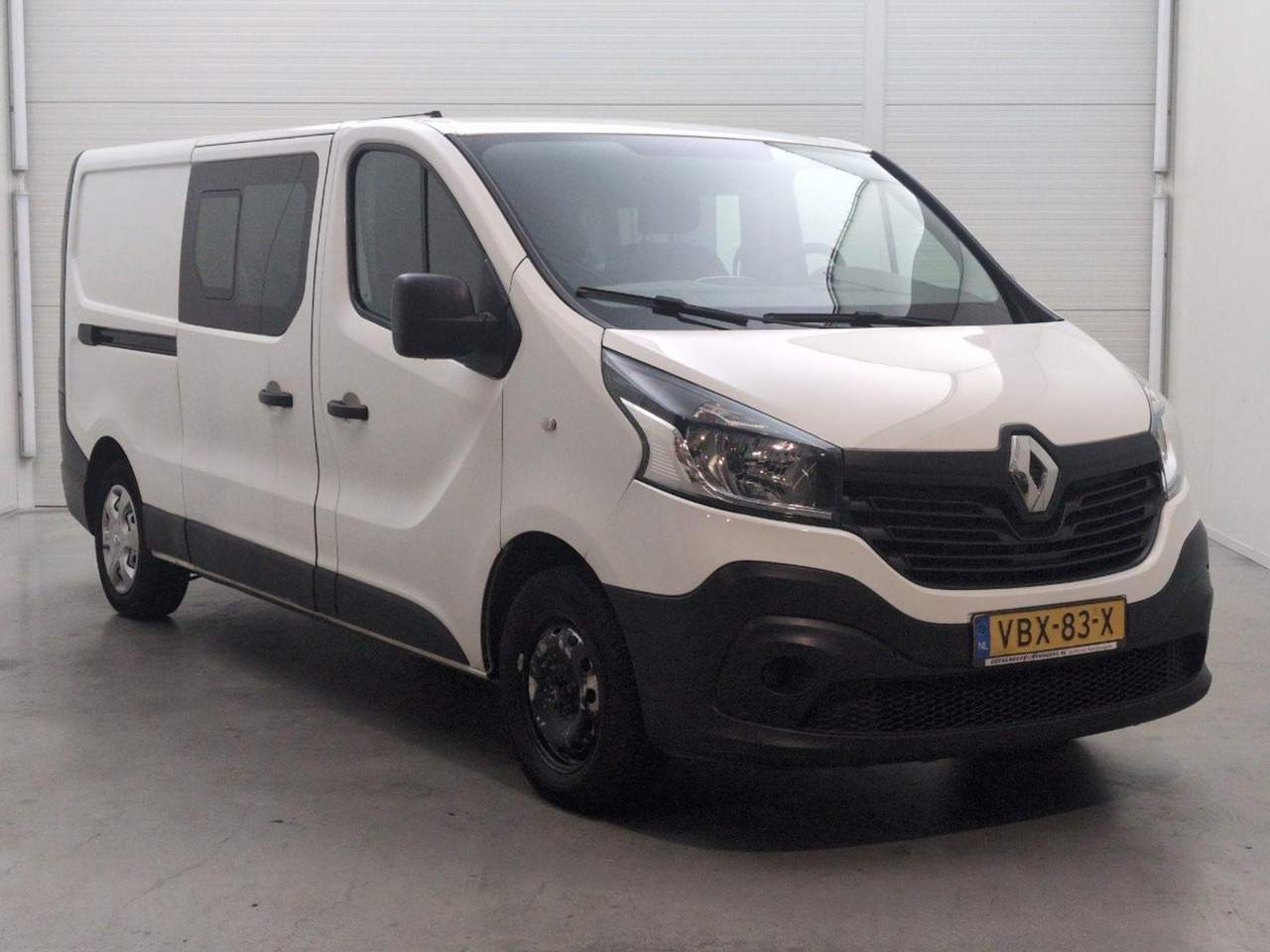 Renault Trafic 1.6 dCi T29 L2H1 DC Comfort Energy | 2018 | 238.233 km | VBX83X | NAP: Geen oordeel - Combi van: picture 2 Renault Trafic 1.6 dCi T29 L2H1 DC Comfort Energy | 2018 | 238.233 km | VBX83X | NAP: Geen oordeel - Combi van: picture 2