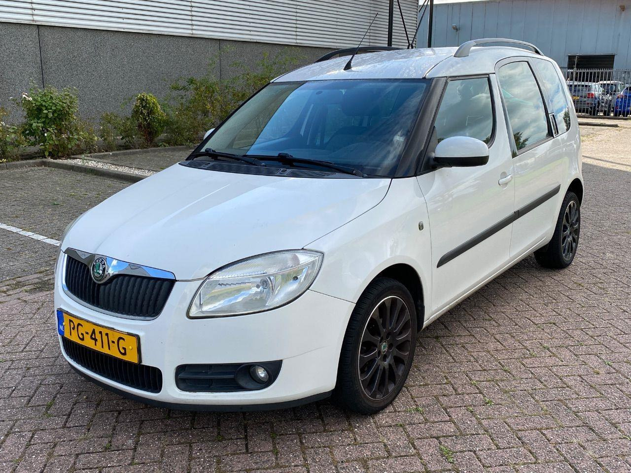 Skoda Roomster 1.2 Go | 2010 | 174.028 km | PG411G | NAP: Geen oordeel - Car: picture 1 Skoda Roomster 1.2 Go | 2010 | 174.028 km | PG411G | NAP: Geen oordeel - Car: picture 1