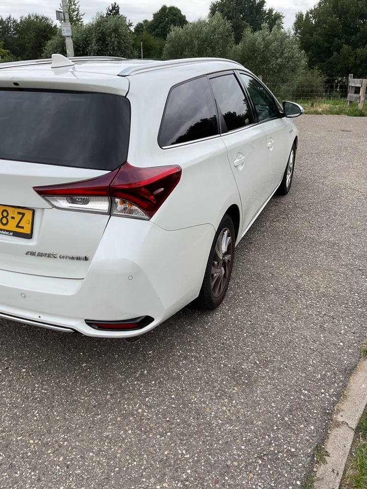 Toyota Auris Touring Sports | 1.8 Hybrid Lease pro | 2016 | 174.638 | KV-758-Z - Car: picture 5 Toyota Auris Touring Sports | 1.8 Hybrid Lease pro | 2016 | 174.638 | KV-758-Z - Car: picture 5