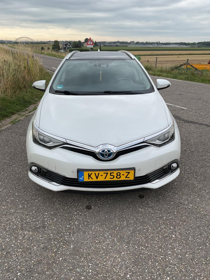 Toyota Auris Touring Sports | 1.8 Hybrid Lease pro | 2016 | 174.638 | KV-758-Z - Car: picture 3 Toyota Auris Touring Sports | 1.8 Hybrid Lease pro | 2016 | 174.638 | KV-758-Z - Car: picture 3