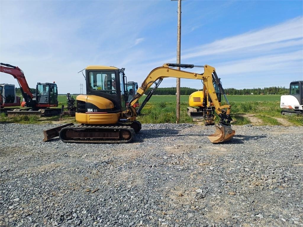 Mini excavator CAT 304cr Kallistuvalla liittimellä: picture 6