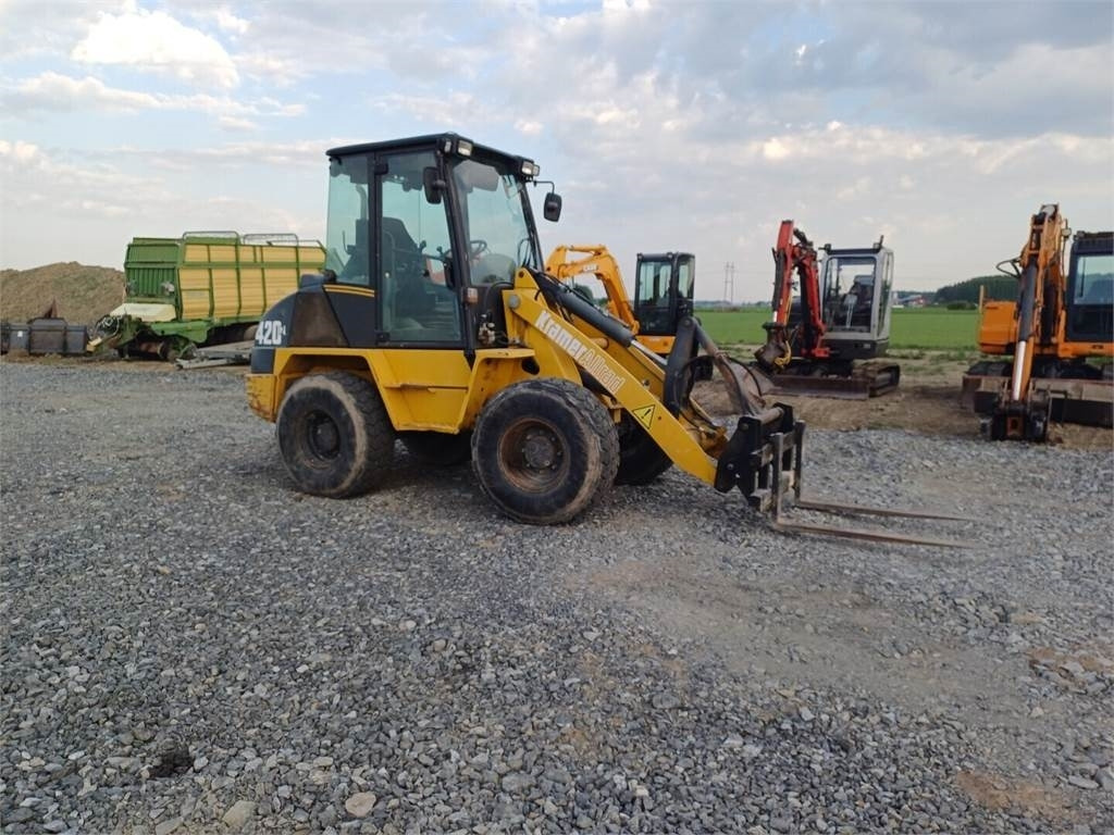 Kramer 420 series 2 Kauha +Piikit - Wheel loader: picture 2 Kramer 420 series 2 Kauha +Piikit - Wheel loader: picture 2