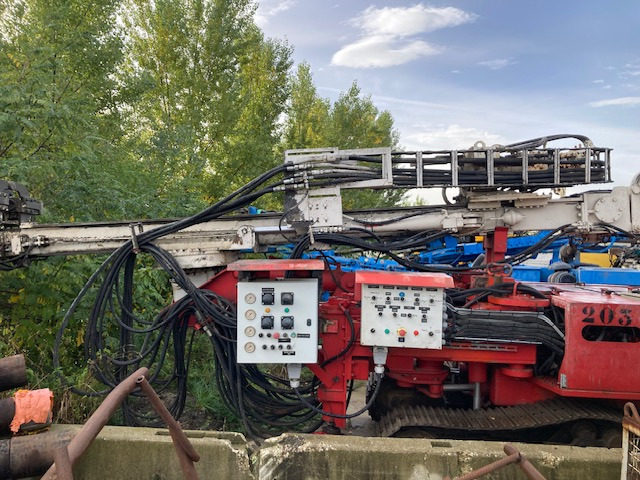 FOREUSE MICRO PIEUX - Drilling rig: picture 2 FOREUSE MICRO PIEUX - Drilling rig: picture 2
