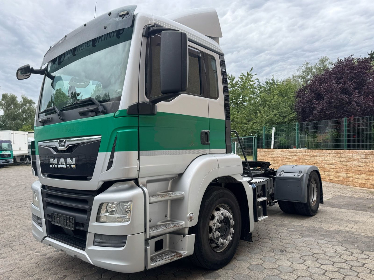 MAN TGS 18.420/B-L/Navi/Top-Zustand! - Tractor unit: picture 2 MAN TGS 18.420/B-L/Navi/Top-Zustand! - Tractor unit: picture 2