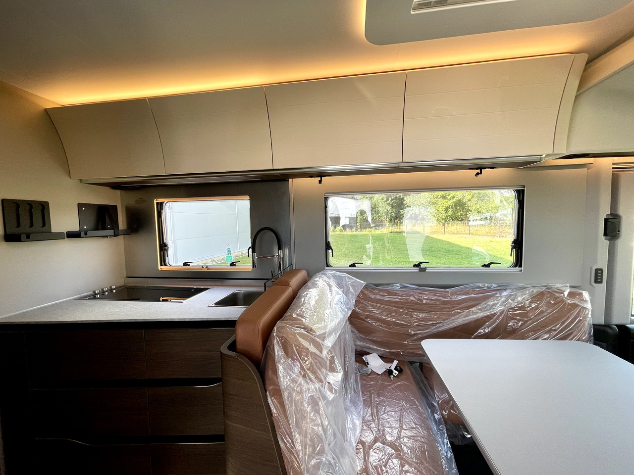 Adria Super Sonic 890 LC - Integrated motorhome: picture 5 Adria Super Sonic 890 LC - Integrated motorhome: picture 5