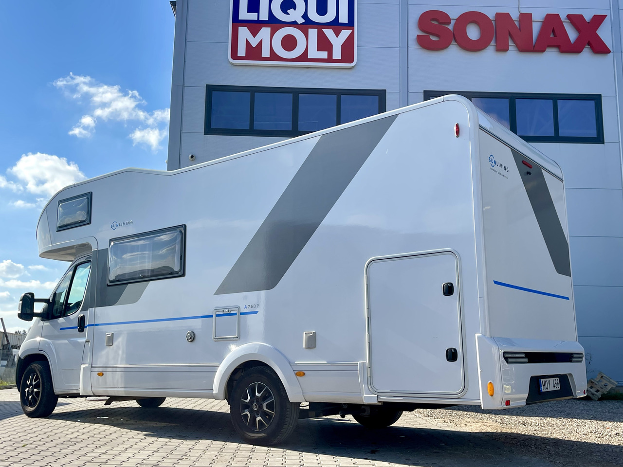 SUN LIVING A 75 DP - Alcove motorhome: picture 5 SUN LIVING A 75 DP - Alcove motorhome: picture 5