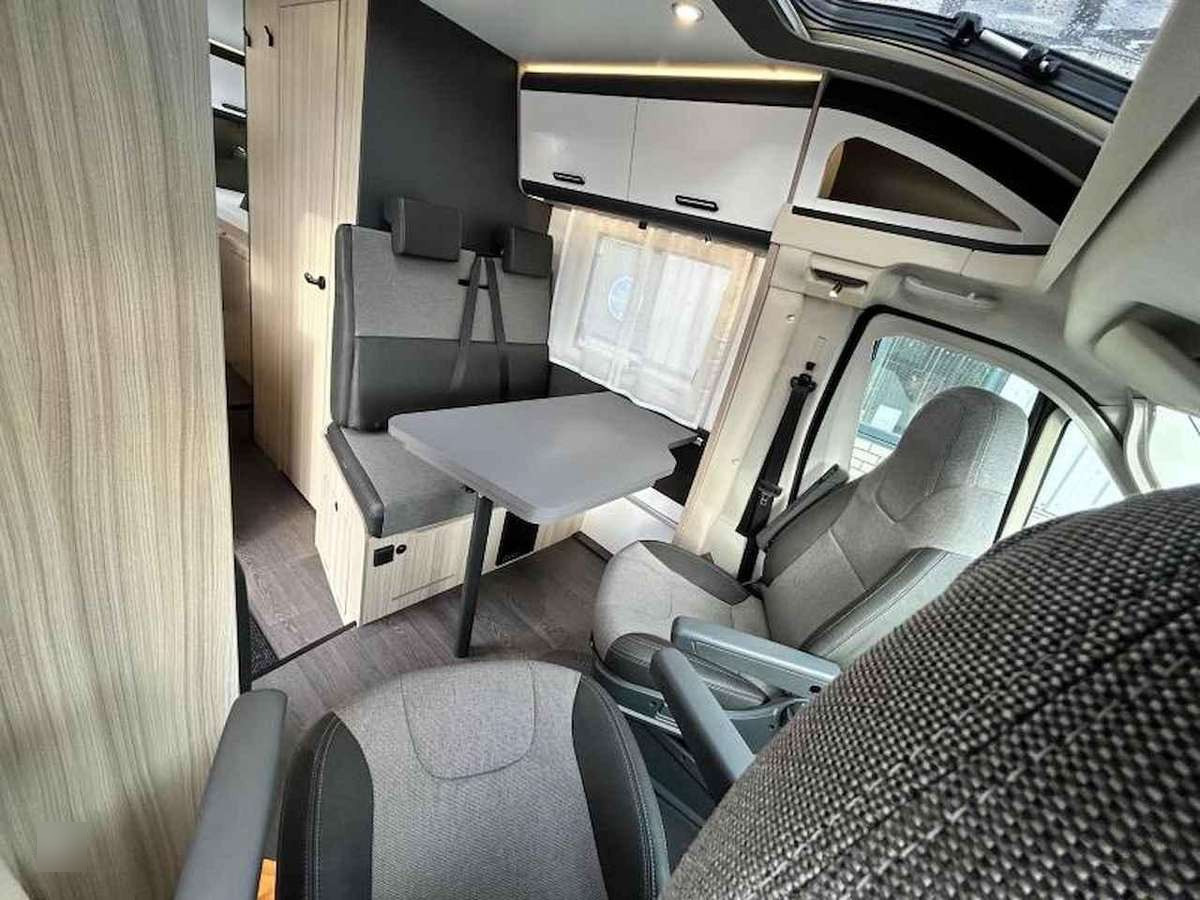SUN LIVING C 65 SL - Semi-integrated motorhome: picture 4 SUN LIVING C 65 SL - Semi-integrated motorhome: picture 4