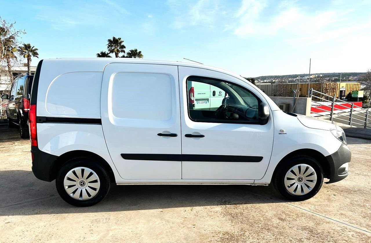Mercedes Benz Citan 111 cdi Long 3 posti - Small van: picture 3 Mercedes Benz Citan 111 cdi Long 3 posti - Small van: picture 3