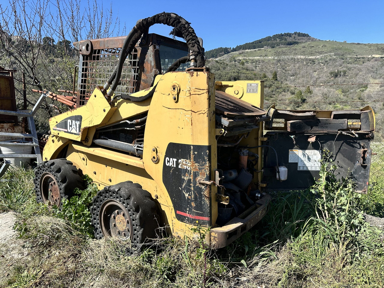 CAT 248 - Skid steer loader: picture 2 CAT 248 - Skid steer loader: picture 2