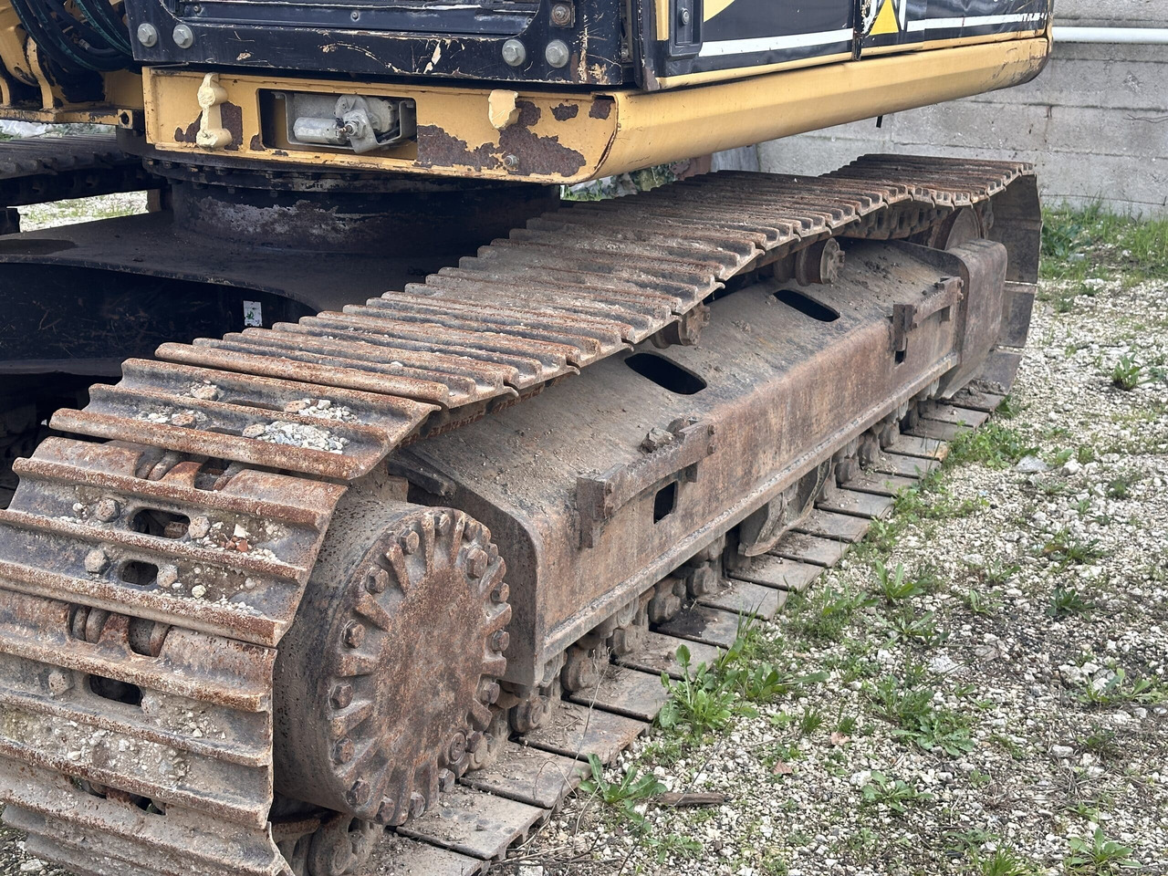 CAT 318B - Crawler excavator: picture 3 CAT 318B - Crawler excavator: picture 3