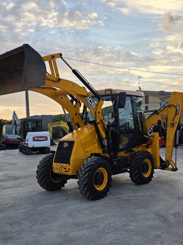 JCB 2CX - Backhoe loader: picture 2 JCB 2CX - Backhoe loader: picture 2