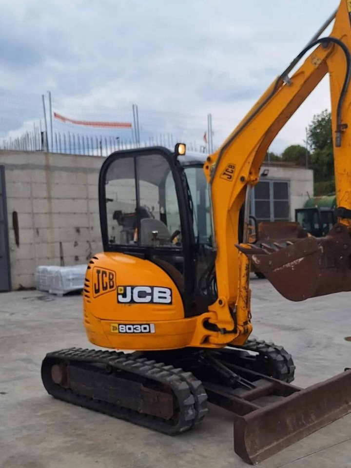 JCB 8030ZTS - Mini excavator: picture 3 JCB 8030ZTS - Mini excavator: picture 3