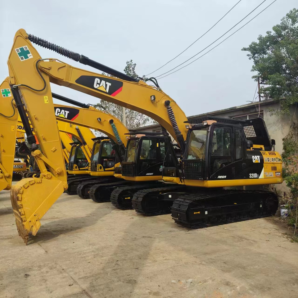 CATERPILLAR 320D - Crawler excavator: picture 1 CATERPILLAR 320D - Crawler excavator: picture 1