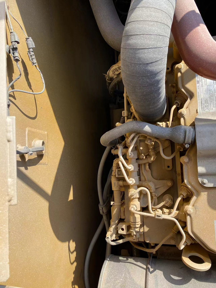 Crawler excavator CATERPILLAR 320GC: picture 15