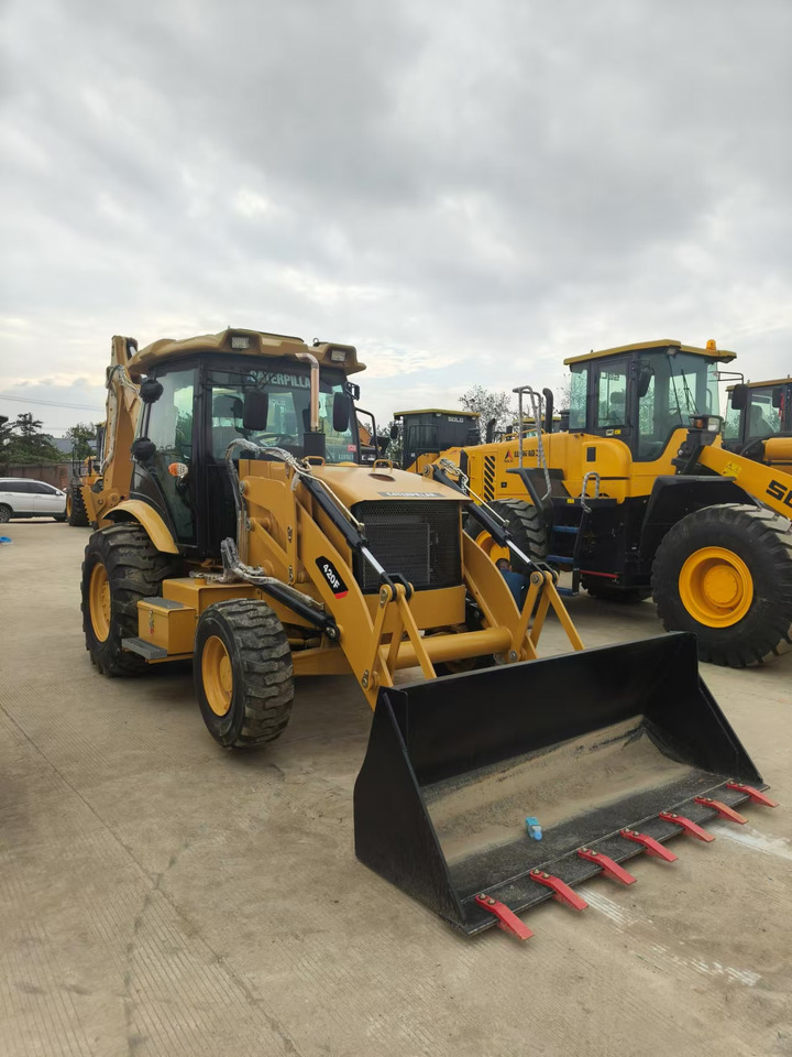 CATERPILLAR 420F - Backhoe loader: picture 5 CATERPILLAR 420F - Backhoe loader: picture 5