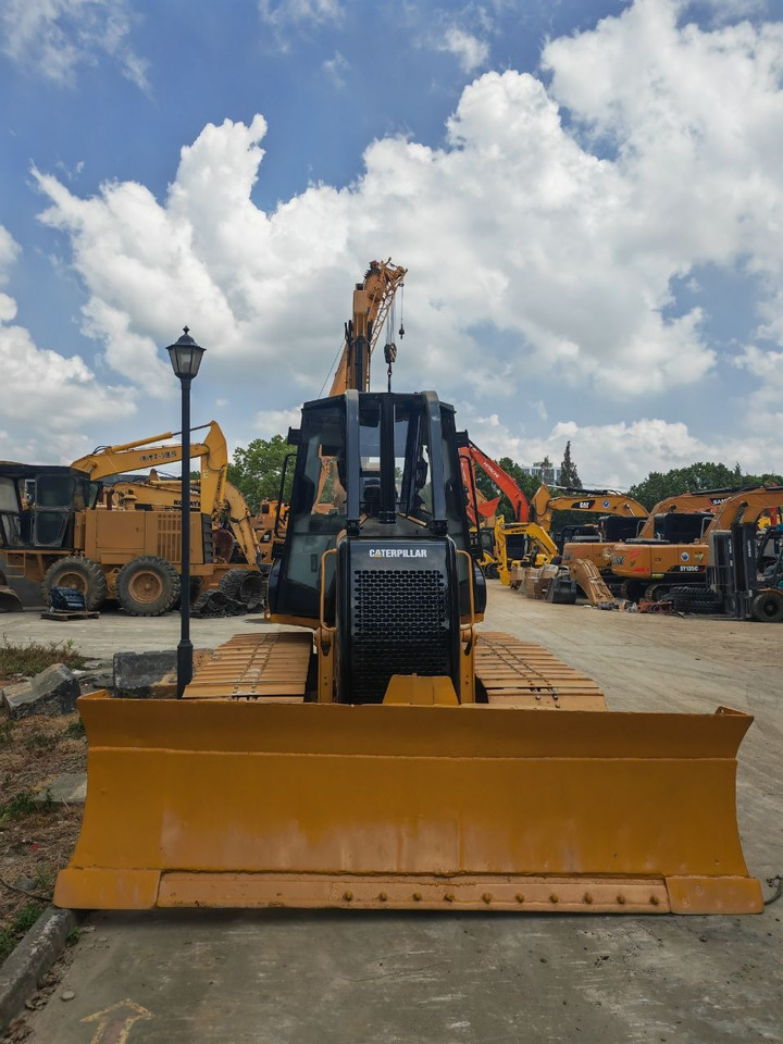 CATERPILLAR D5K - Bulldozer: picture 3 CATERPILLAR D5K - Bulldozer: picture 3