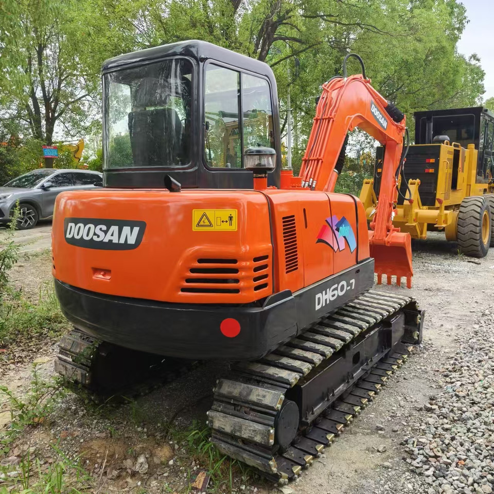 DOOSAN DH60 - Crawler excavator: picture 4 DOOSAN DH60 - Crawler excavator: picture 4