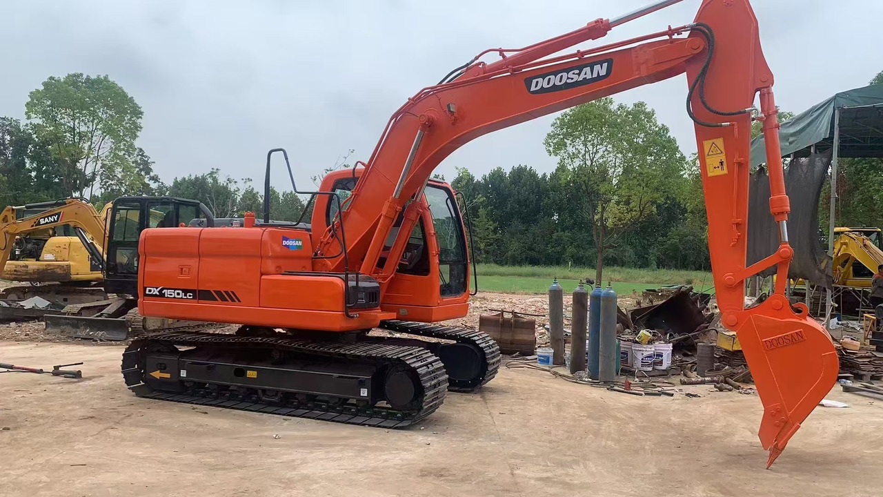 DOOSAN DX150 - Crawler excavator: picture 1 DOOSAN DX150 - Crawler excavator: picture 1