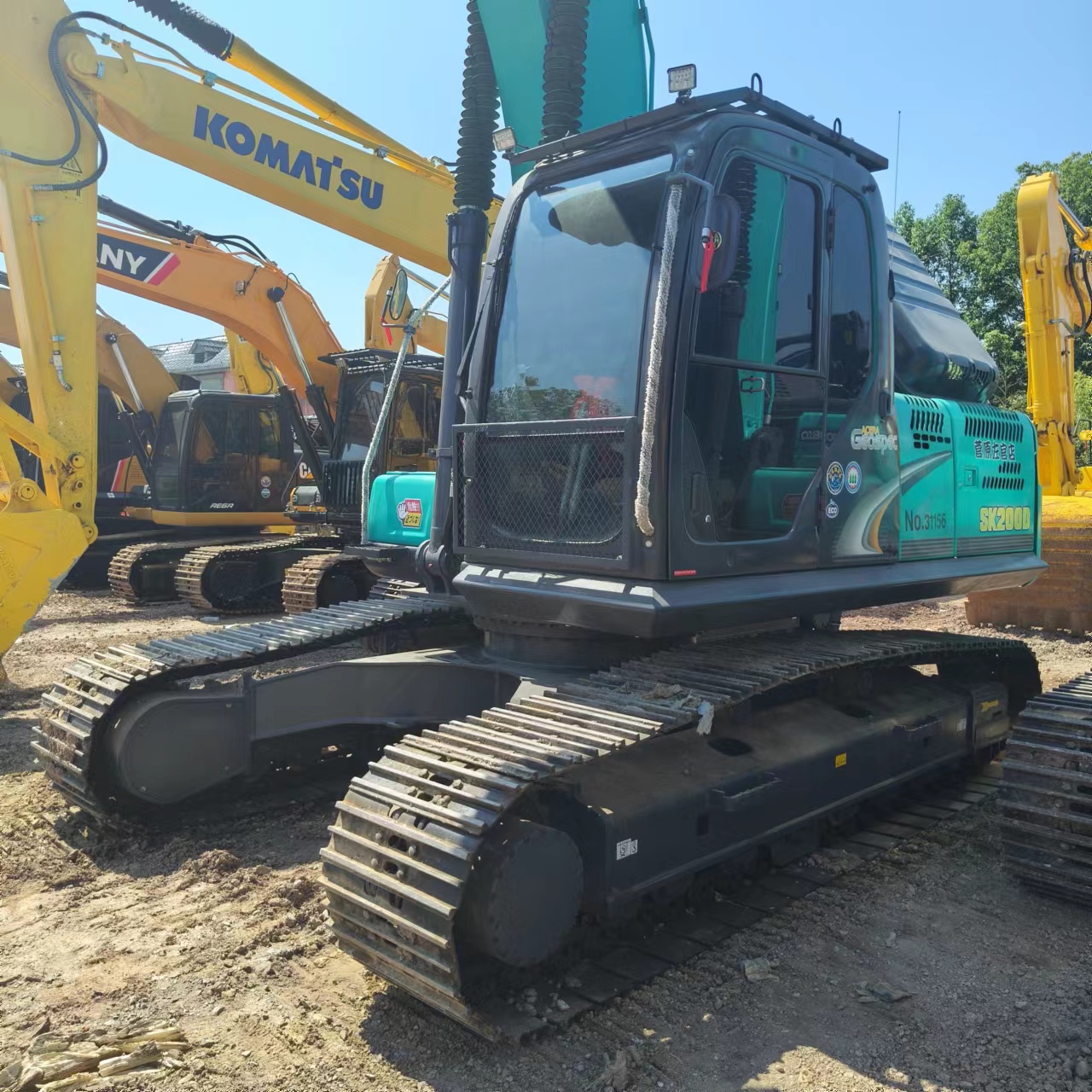 Crawler excavator KOBELCO SK200D: picture 10