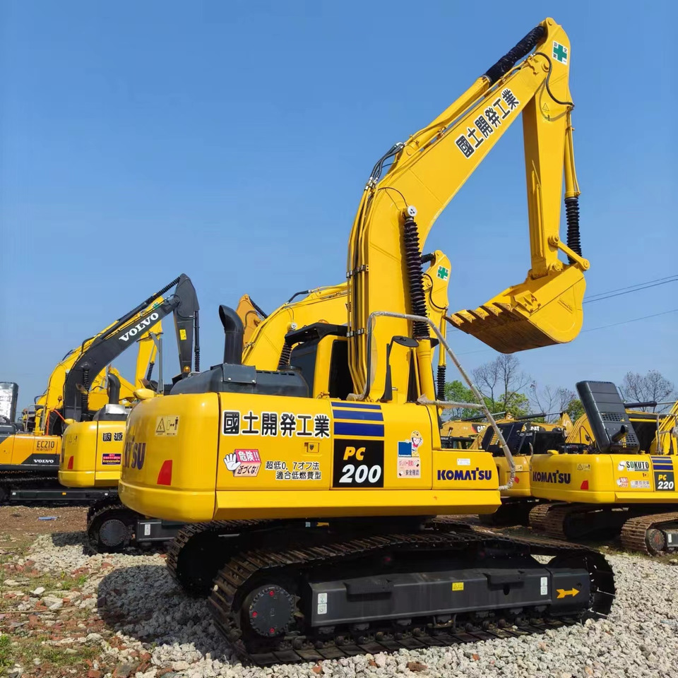 KOMATSU PC 200-8N1 - Crawler excavator: picture 1 KOMATSU PC 200-8N1 - Crawler excavator: picture 1