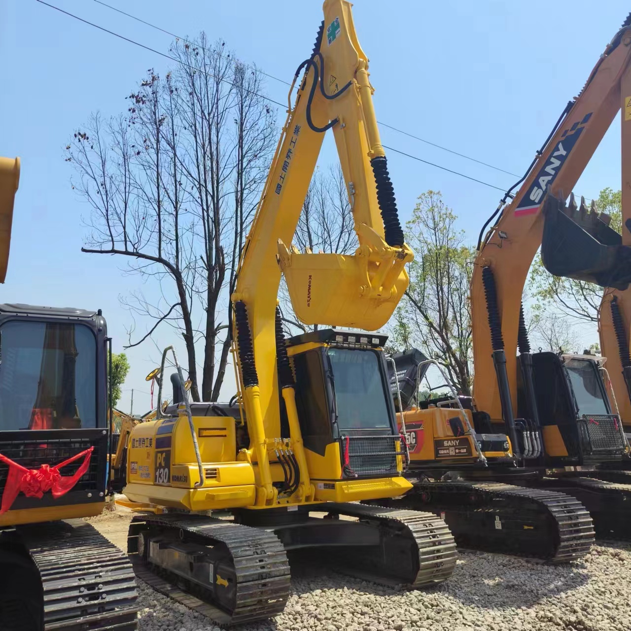 KOMATSU PC130 - Crawler excavator: picture 1 KOMATSU PC130 - Crawler excavator: picture 1