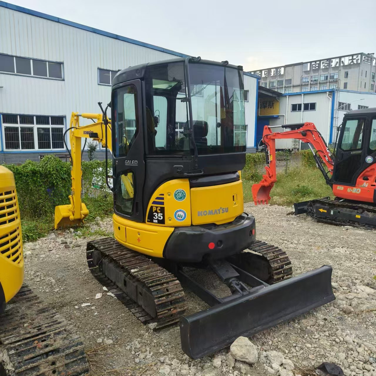 Mini excavator KOMATSU PC35: picture 13