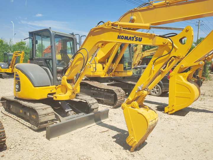 KOMATSU PC40 - Mini excavator: picture 1 KOMATSU PC40 - Mini excavator: picture 1