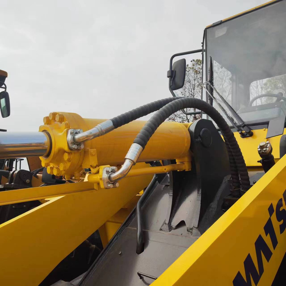 Wheel loader KOMATSU WA380: picture 10 Wheel loader KOMATSU WA380: picture 10